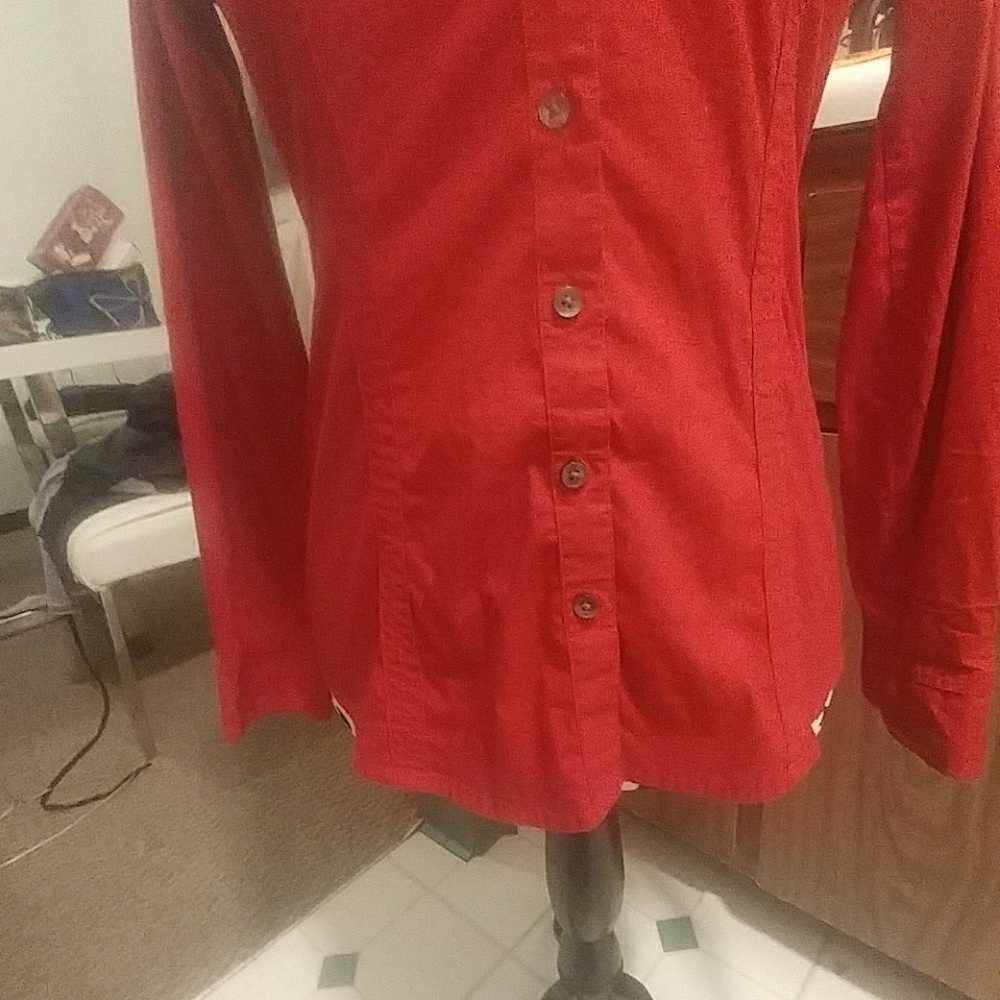 Express button up - Picture 3 of 8